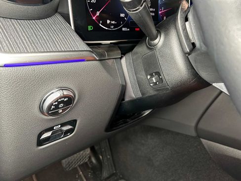 Used 2023 Mercedes-Benz GLC 300 4MATIC image 26