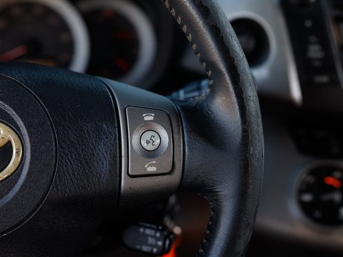 Used 2008 Toyota RAV4 Limited image 28