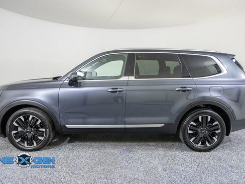 Used 2024 Kia Telluride SX Prestige AWD/4WD image 4