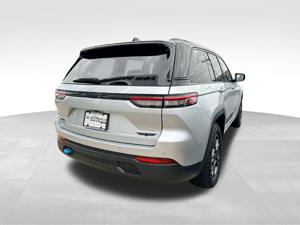 New 2024 Jeep Grand Cherokee Trailhawk AWD/4WD image 9