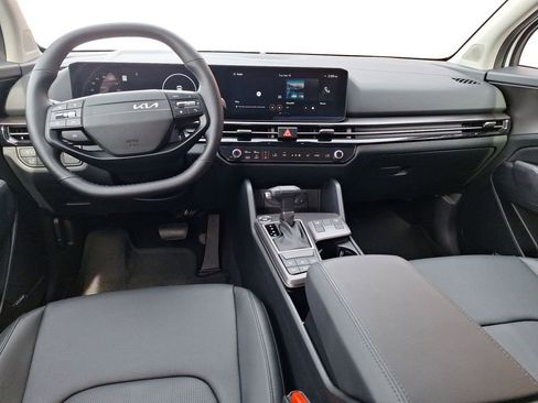 Used 2026 Kia Sportage SX image 15