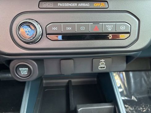 New 2026 Ford Maverick Lobo AWD/4WD image 33