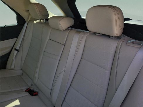 Used 2022 Mercedes-Benz GLE 350 image 9