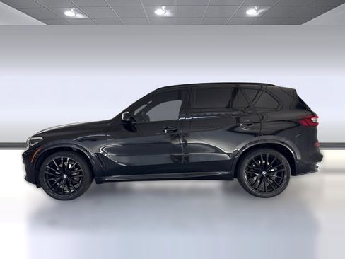 Certified 2022 BMW X5 xDrive40i w/ M Sport Package image 2