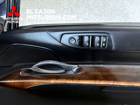 Used 2015 BMW 750Li w/ M Sport Edition image 10