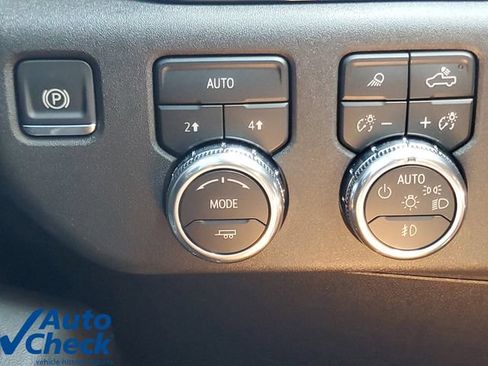 Used 2026 GMC Sierra 1500 Elevation w/ Preferred Package AWD/4WD image 29
