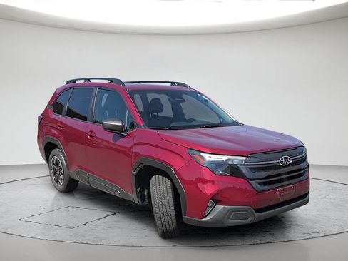 Used 2025 Subaru Forester Premium w/ Convenience Package #1 AWD/4WD image 3