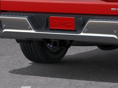 New 2026 GMC Sierra 1500 SLE w/ Preferred Package image 14