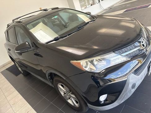 Used 2015 Toyota RAV4 XLE FWD image 4