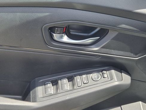 Used 2025 Honda Accord LX image 14