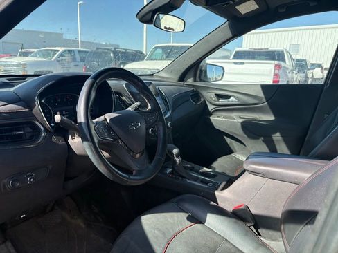 Used 2023 Chevrolet Equinox RS w/ RS Leather Package image 10