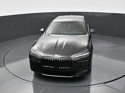 New 2026 BMW 760i xDrive AWD/4WD image 17