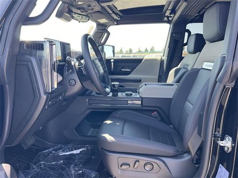 New 2026 GMC Hummer EV 4x4 Crew Cab image 24