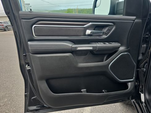 Used 2025 RAM 1500 Laramie image 17