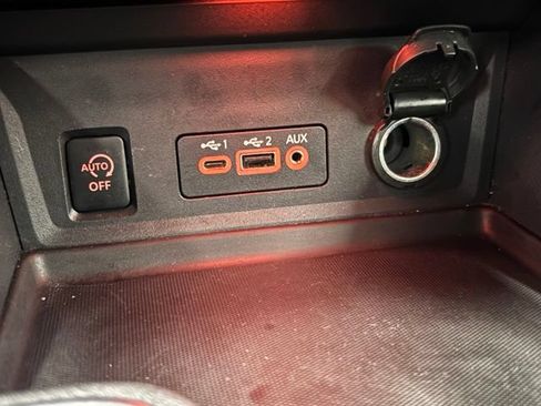 Used 2024 Nissan Sentra SV FWD image 27
