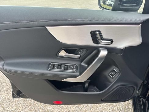 Used 2025 Mercedes-Benz CLA 250 image 19