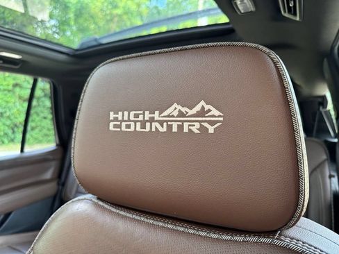 Used 2021 Chevrolet Tahoe High Country AWD/4WD image 16