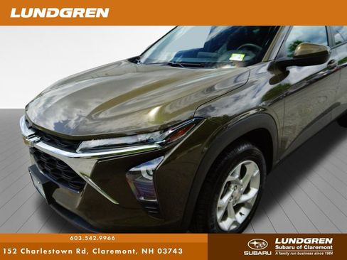 Used 2024 Chevrolet Trax LS w/ LS Convenience Package FWD image 38