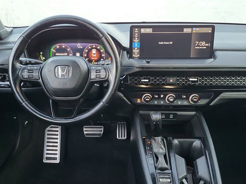 Used 2023 Honda Accord Sport image 6