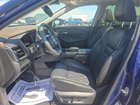 Used 2023 Nissan Rogue Platinum AWD/4WD image 5
