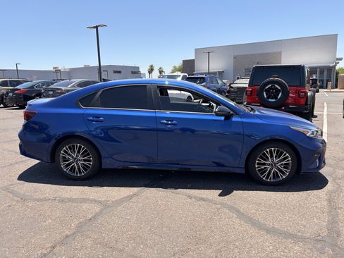 Used 2024 Kia Forte GT-Line w/ GT-Line Premium Package FWD image 6
