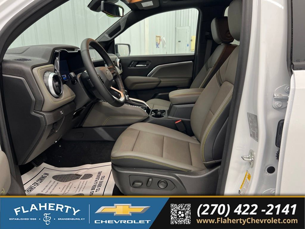 New 2026 Chevrolet Colorado ZR2 w/ Technology Package AWD/4WD image 9