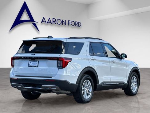 New 2026 Ford Explorer Active w/ Active Comfort Package image 5