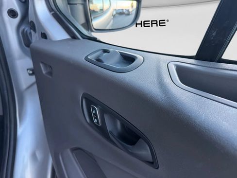 Used 2024 Ford Transit 350 XLT RWD image 29