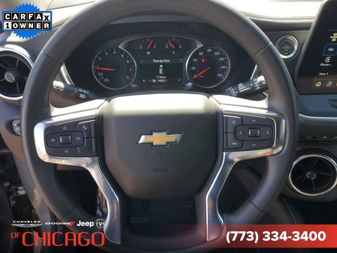 Used 2025 Chevrolet Blazer LT FWD image 21
