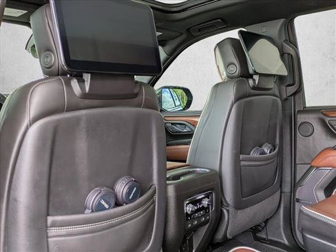 Used 2023 GMC Yukon Denali Ultimate AWD/4WD image 20