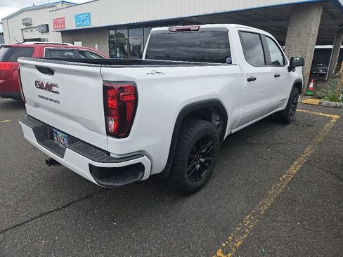 Used 2024 GMC Sierra 1500 Pro w/ Graphite Edition AWD/4WD image 3
