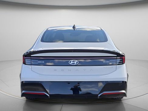 Certified 2024 Hyundai Sonata SEL FWD image 6