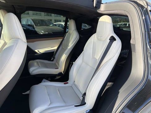 Used 2021 Tesla Model X Long Range AWD/4WD image 9