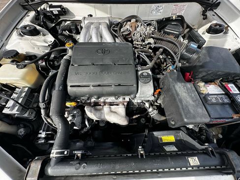 Used 1995 Toyota Avalon XLS image 65