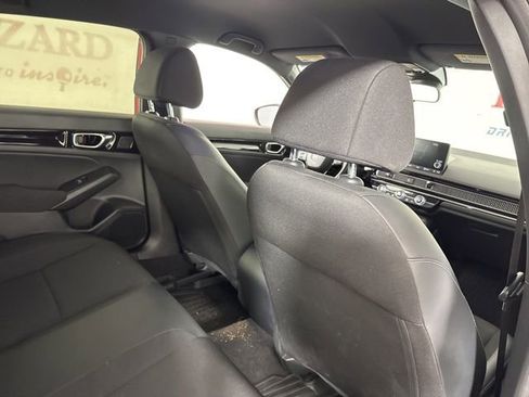 Used 2023 Honda Civic Sport image 19