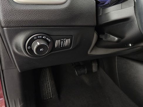 Used 2021 Jeep Compass 80th Special Edition w/ Sun and Sound Group image 26