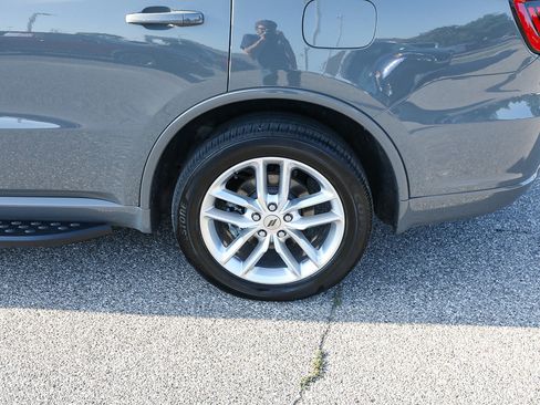 Used 2023 Dodge Durango GT AWD/4WD image 3