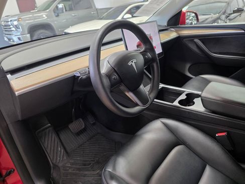 Used 2023 Tesla Model Y Long Range AWD/4WD image 7