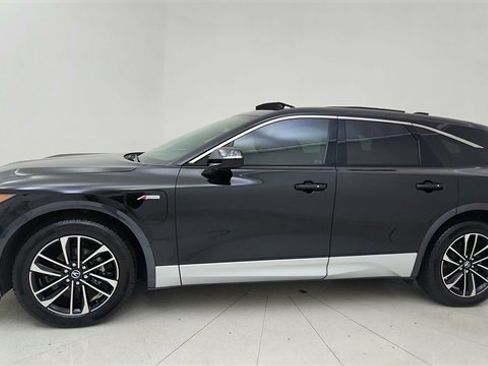 Used 2024 Acura ZDX A-Spec image 3