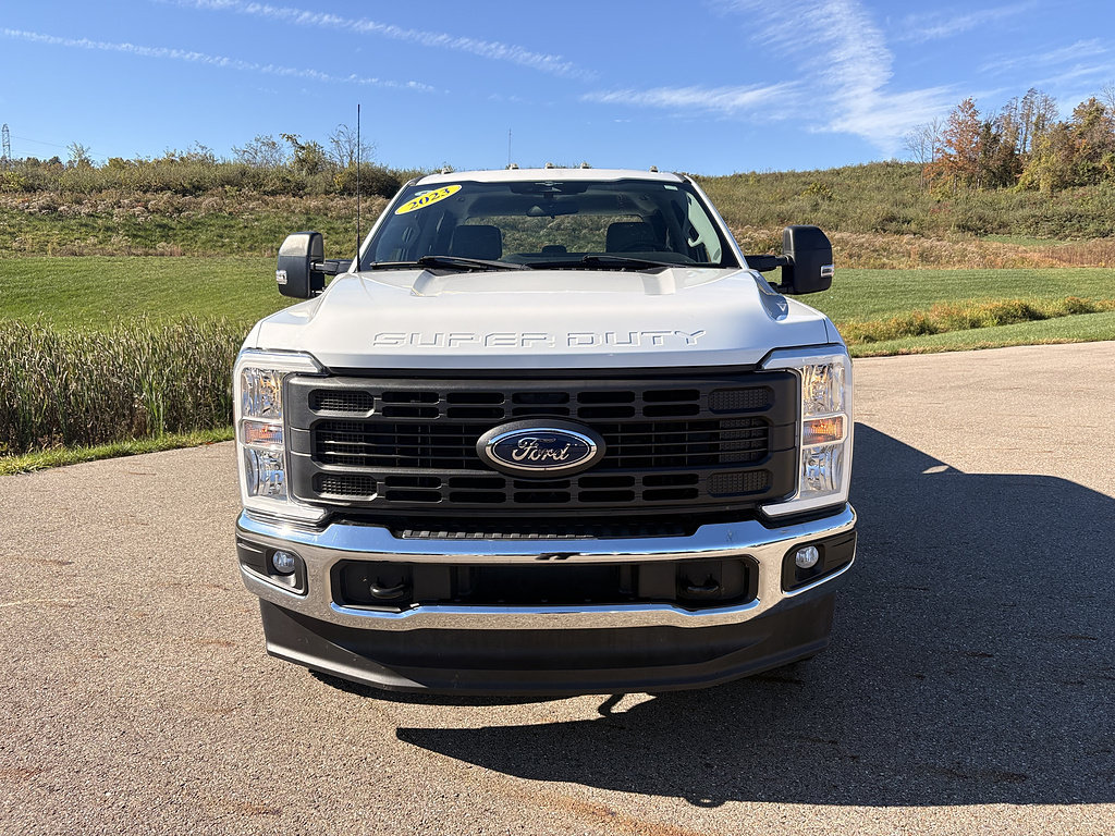 Used 2023 Ford F250 XL w/ Snow Plow/Camper Package AWD/4WD image 8