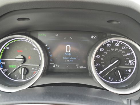 Used 2023 Toyota Camry XLE image 18