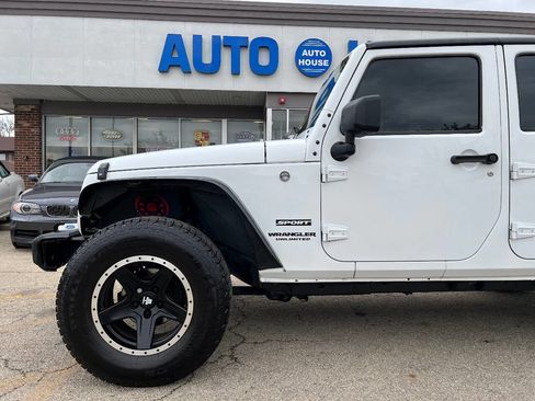 Used 2016 Jeep Wrangler Unlimited Sport image 33