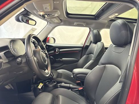 Used 2024 MINI Cooper S FWD image 11
