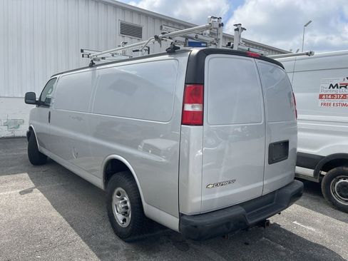 Used 2021 Chevrolet Express 2500 Extended w/ Driver Convenience Package RWD image 8