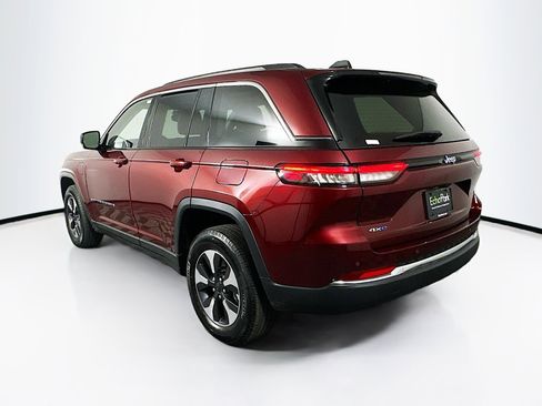 Used 2023 Jeep Grand Cherokee 4WD 4xe image 5