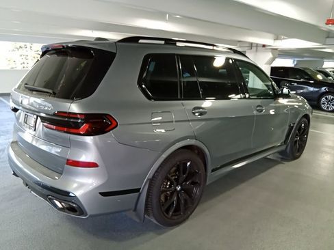 Used 2024 BMW X7 xDrive40i w/ M Sport Package image 7