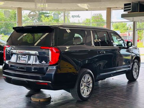 Used 2023 GMC Yukon XL SLT AWD/4WD image 5