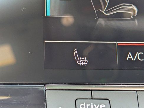 Used 2024 Audi A6 Premium Plus image 26