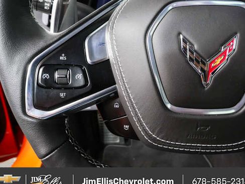 Used 2022 Chevrolet Corvette Stingray Premium Conv w/ Z51 Performance Package RWD image 10