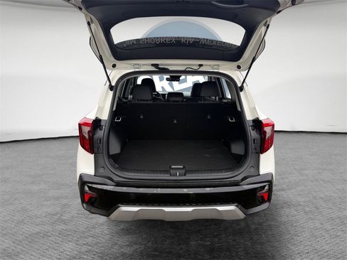 Certified 2026 Kia Seltos S image 25
